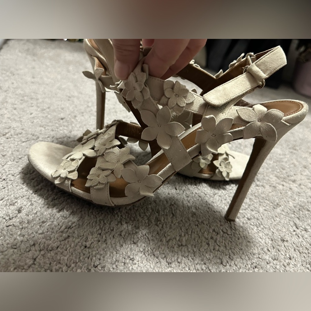 Agnona Floral Cream Heels